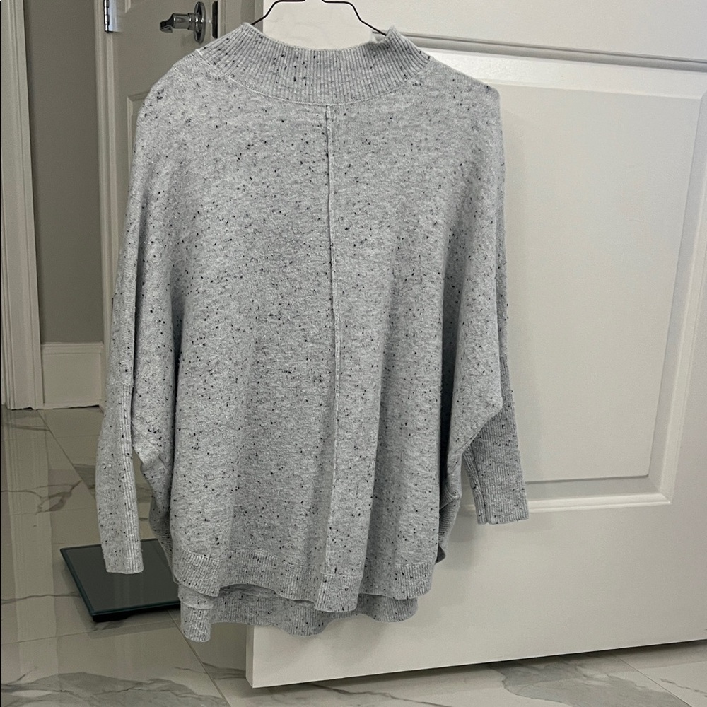LOFT Light Gray Women's Turtleneck Sweater/Poncho